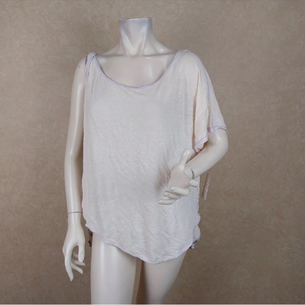 X SMALL We the Free Pluto t-shirt cream asymmetrical linen - Picture 8 of 11